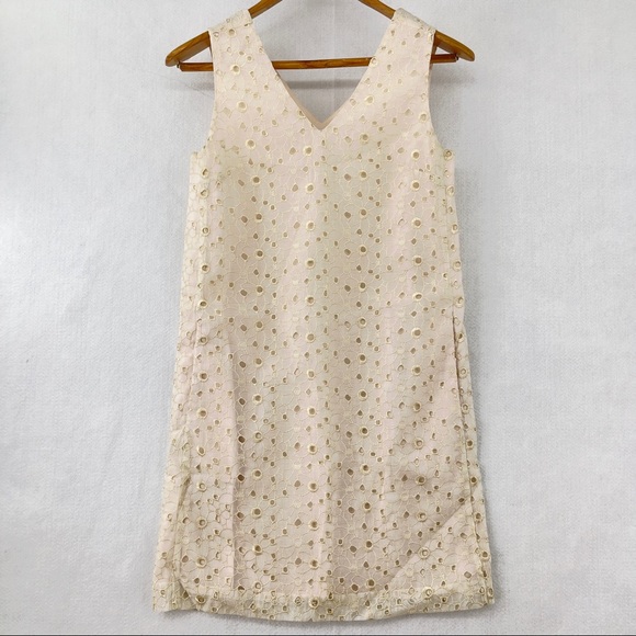 Svilu Embroidered Dress - Picture 2 of 11